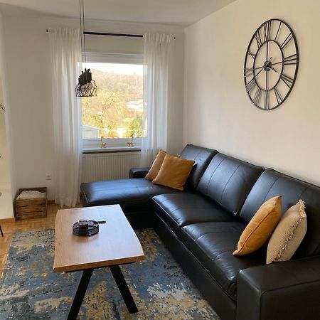 Am Kienbusch - Suedliche Weinstrasse - Erdgeschoss Apartment Annweiler am Trifels Bagian luar foto