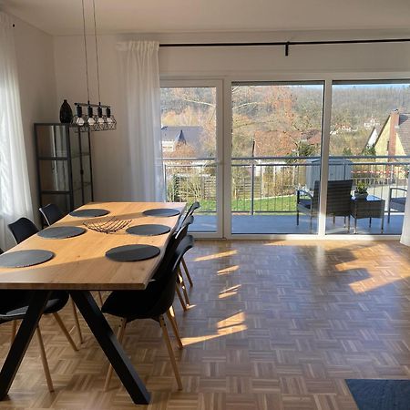 Am Kienbusch - Suedliche Weinstrasse - Erdgeschoss Apartment Annweiler am Trifels Bagian luar foto