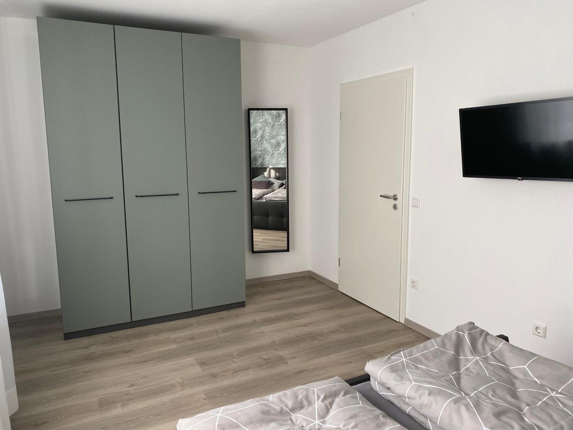 Am Kienbusch - Suedliche Weinstrasse - Erdgeschoss Apartment Annweiler am Trifels Bagian luar foto