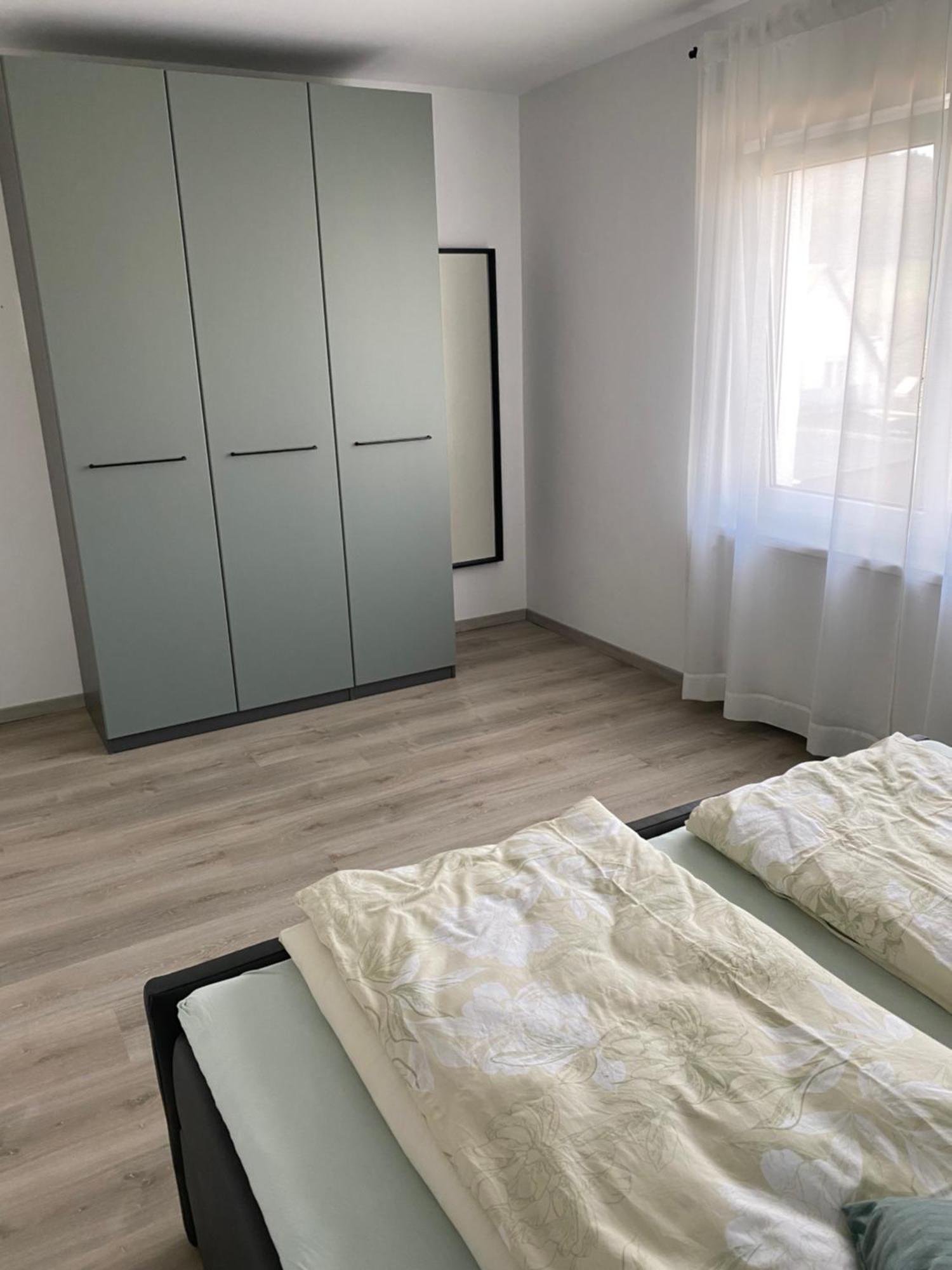 Am Kienbusch - Suedliche Weinstrasse - Erdgeschoss Apartment Annweiler am Trifels Bagian luar foto