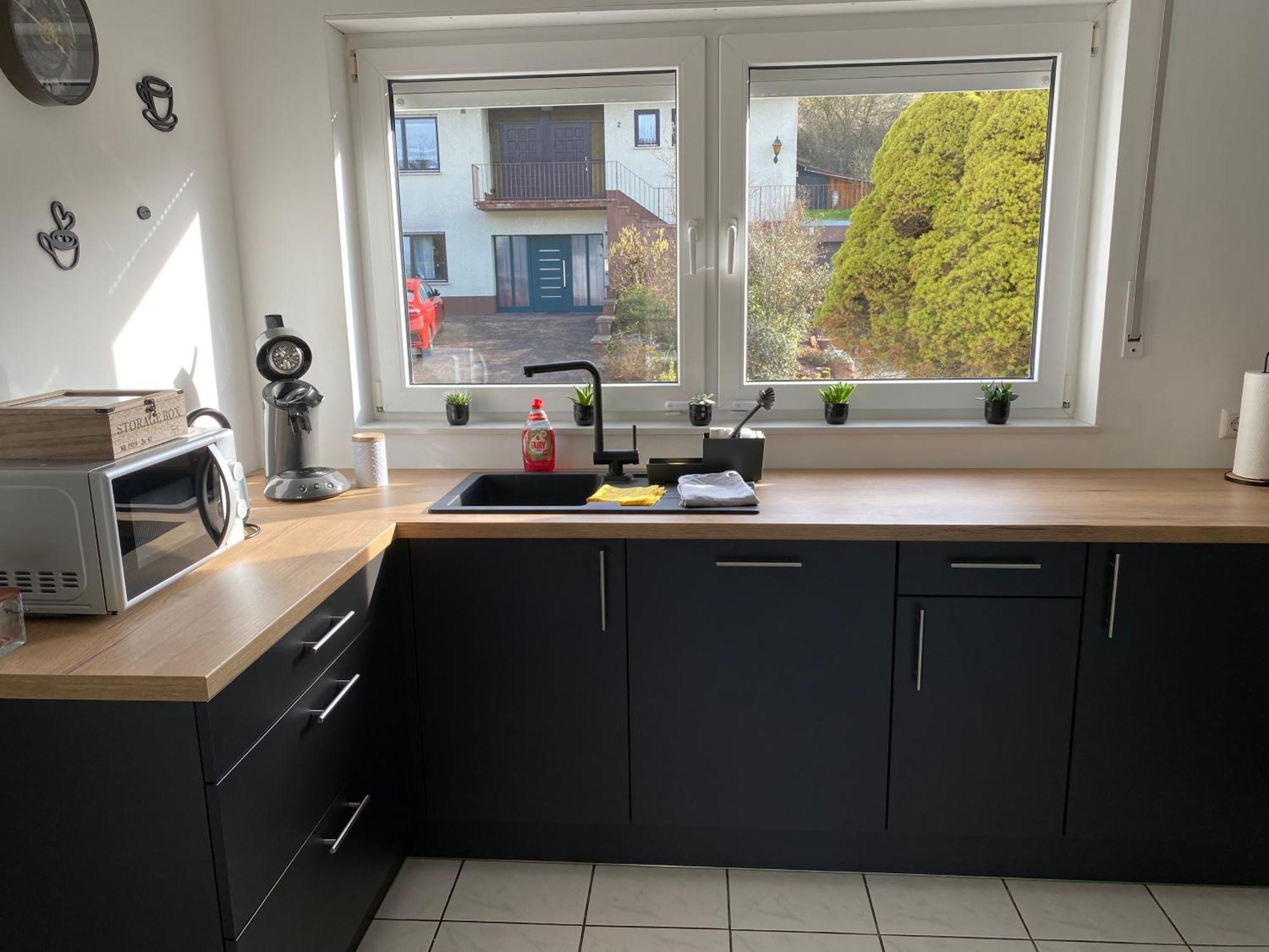 Am Kienbusch - Suedliche Weinstrasse - Erdgeschoss Apartment Annweiler am Trifels Bagian luar foto
